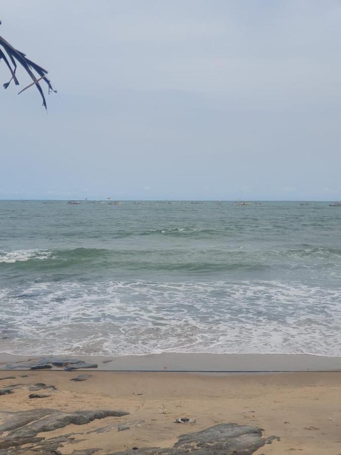 Comfort Beach Resort Biriwa 外观 照片